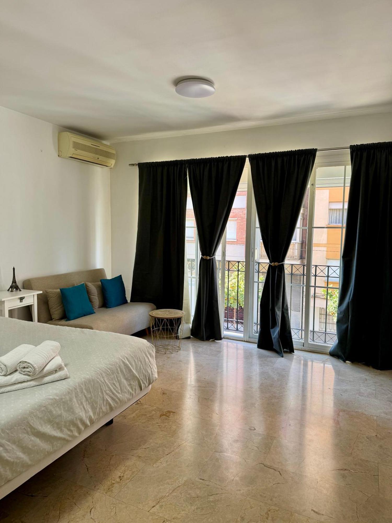Alojamiento Bruckner Màlaga Exteriér fotografie